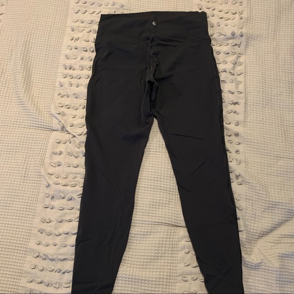 Lululemon Tights - NEVER WORN - Picture 2 of 5